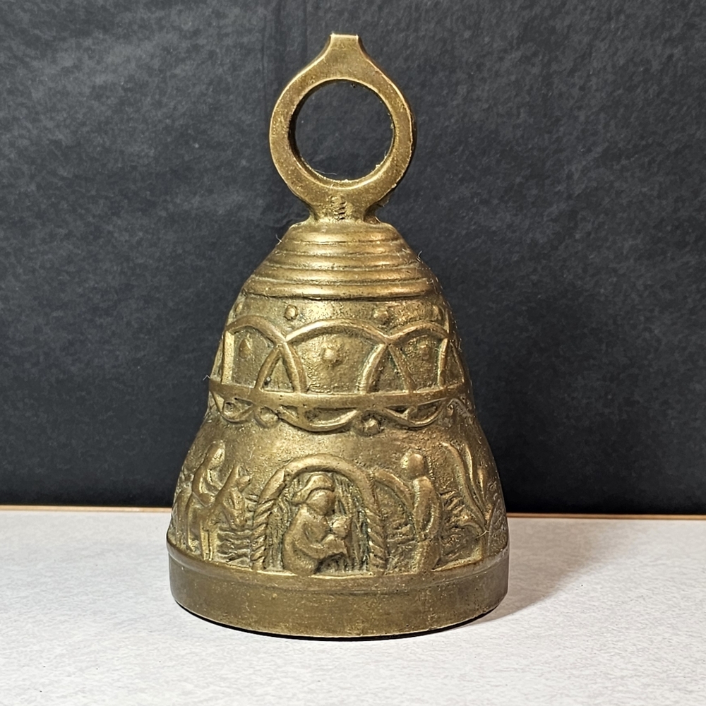 💥 SOLD 💥 Ornate Brass Bell with Ring Handle
